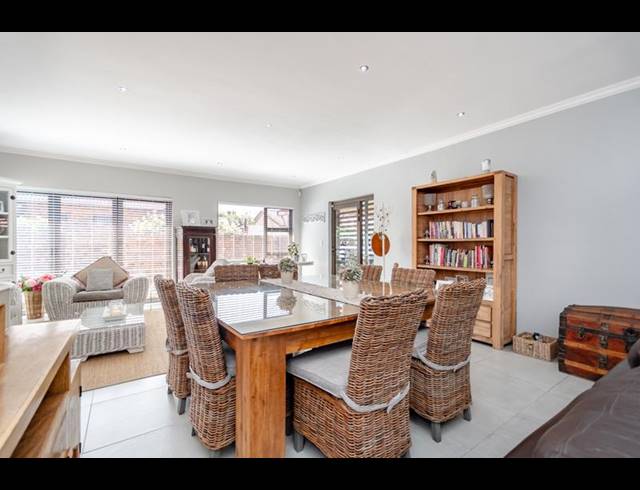 2 BEDROOM PROPERTY TO RENT IN SUNWARD PARK